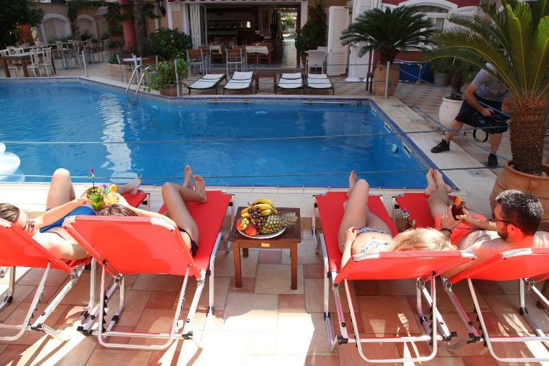 Hotel Evilion Sea And Sun Neoi Poroi Dış mekan fotoğraf